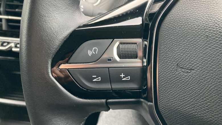 Peugeot 208 1.2 PureTech Active Premium + 5dr Petrol Hatchback